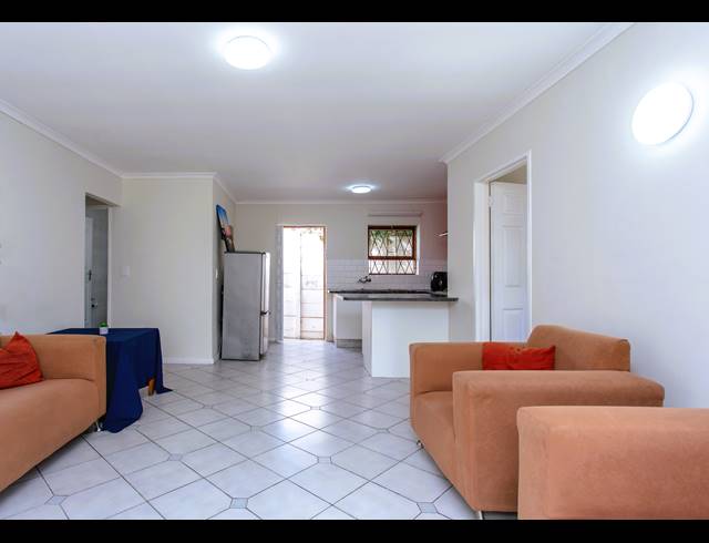 3 BEDROOM FREESTANDING RENTED IN MUIZENBERG